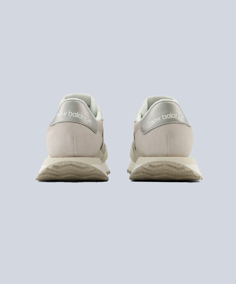 Tenis New Balance Para Mujer Crema